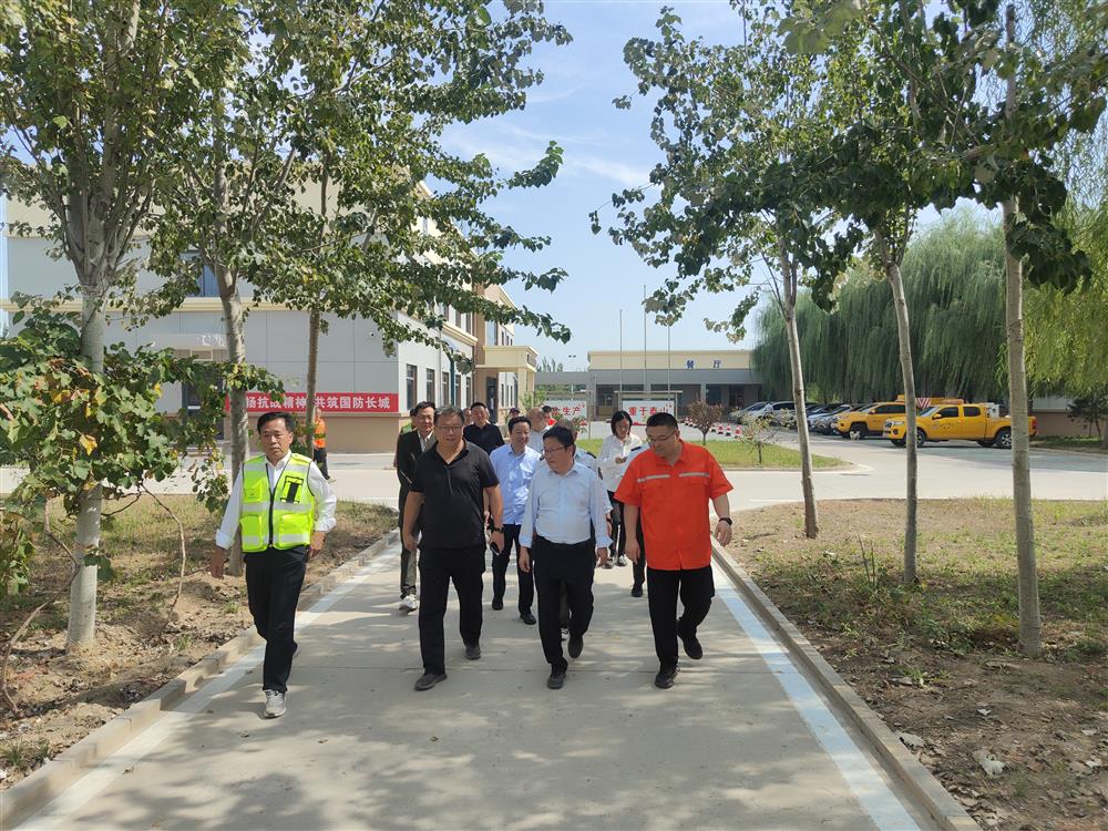 中电建冀交高投荣耀体育（中国）赴津石高速开展节前督导调研